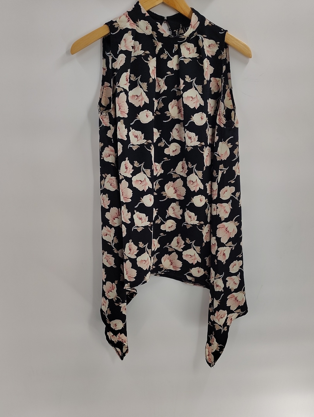 Twelve By OnTwelfth Trapeze Blouse Medium Black Pink Floral Sleeveless Halter